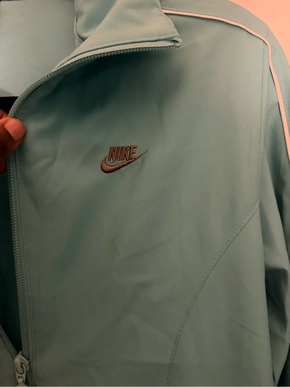 Nike Women’s Mint Blue Full-Zip Bomber Jacket